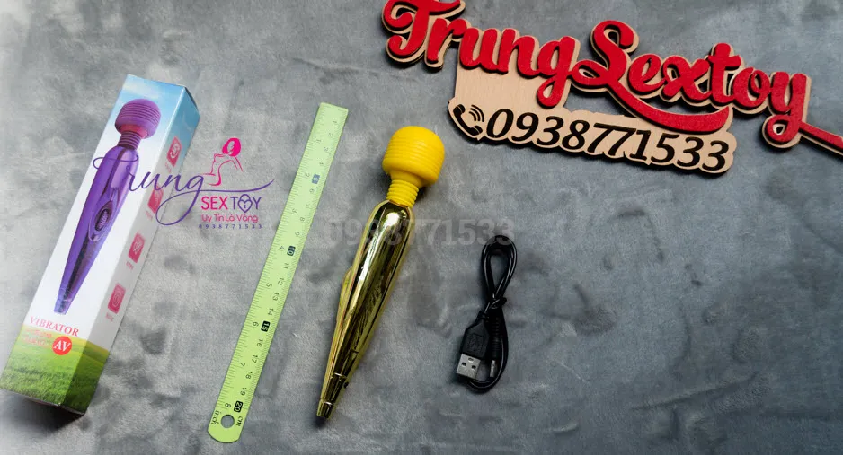 Gold Mini G-Spot Massager with Variable Vibrations for Couples — photo 7