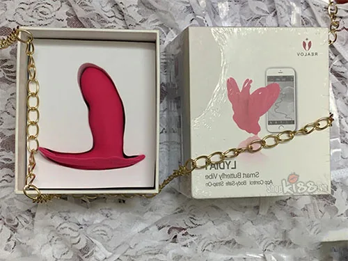 Realov LYDIA Butterfly Strap-On Vibrating Lesbian Toy — photo 7