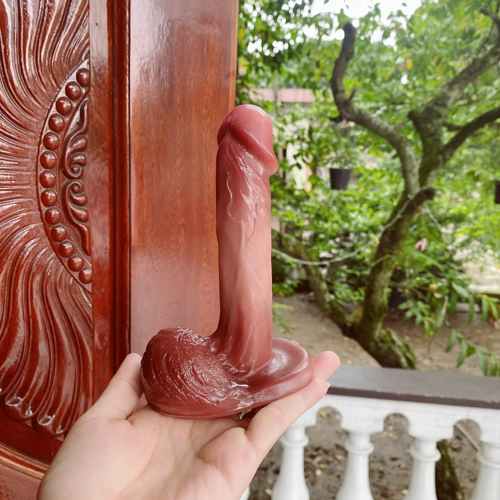 Mini Wall-Mount Silicone Soft Scrotum Realistic Dildo 14cm — photo 3