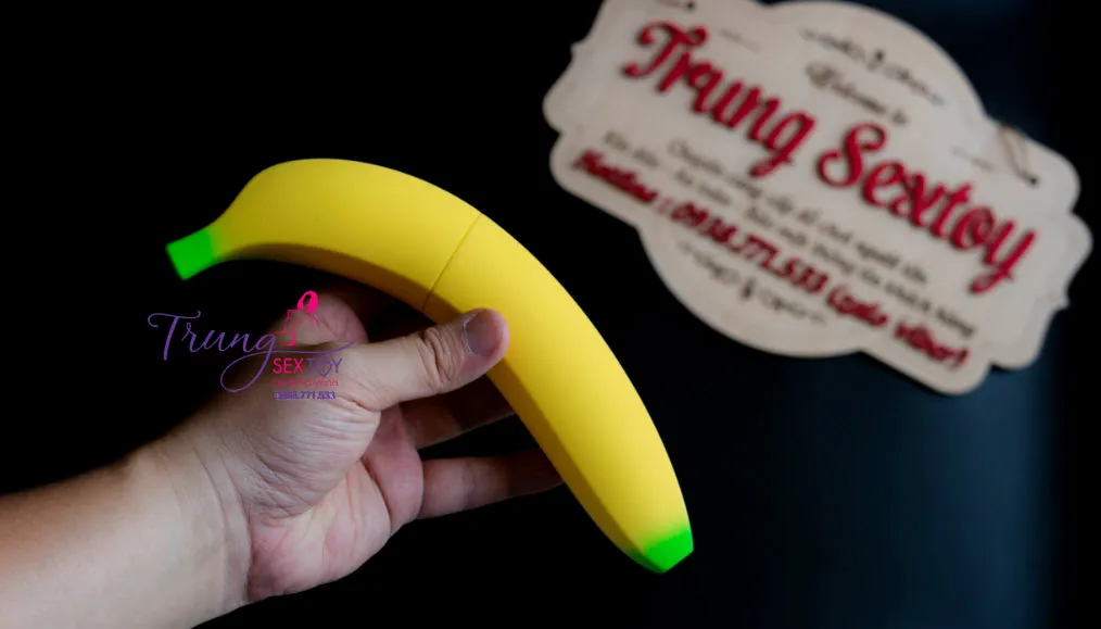 MoylanBananaShapedMultiModeRechargeableVibrator — photo 7