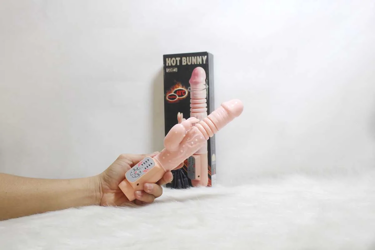Hot Bunny Heated Vibrating Thrusting Silicone Dildo 24cm — photo 5