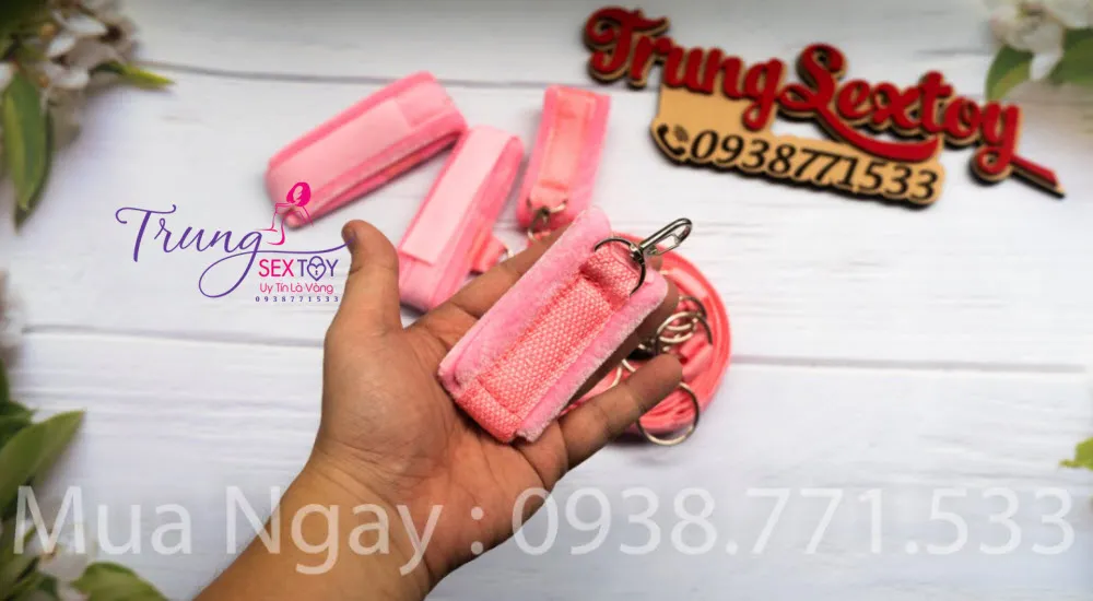 BDSM Adjustable Bed Restraints Leather Bondage Kit — photo 4