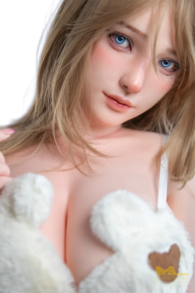 IronTech Kitty 165cm Lifelike Sex Doll - Silky Soft Skin, Realistic Detail