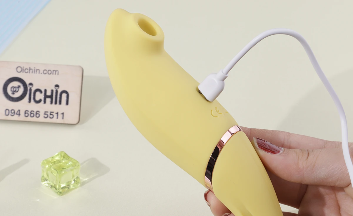 Loving World Belle ergonomic clitoral stimulator sucking vibration sensual toy — photo 4