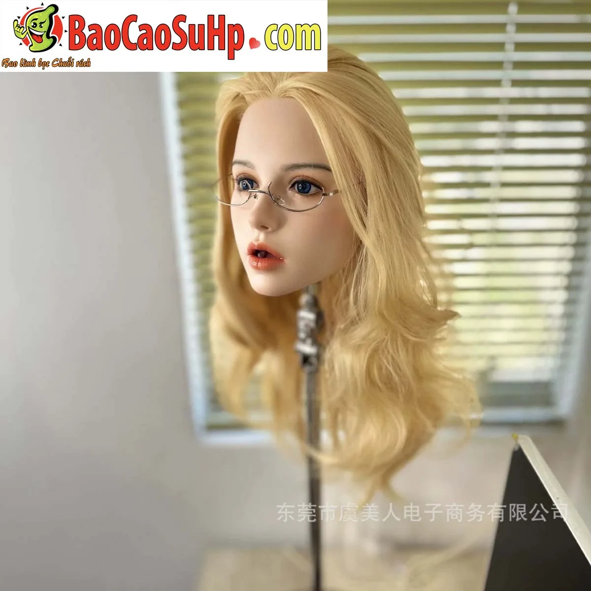 M16690 Full Silicone Realistic Hair Implant Makeup Doll Head — photo 4
