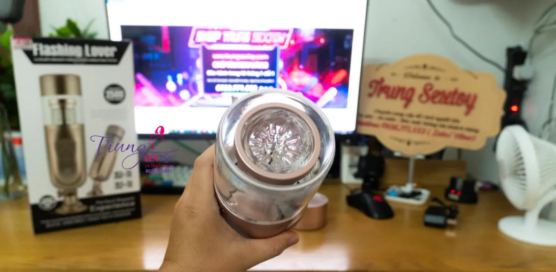 Flashing Lover Male Masturbator 10 Frequencies Vibration Rotating — photo 7