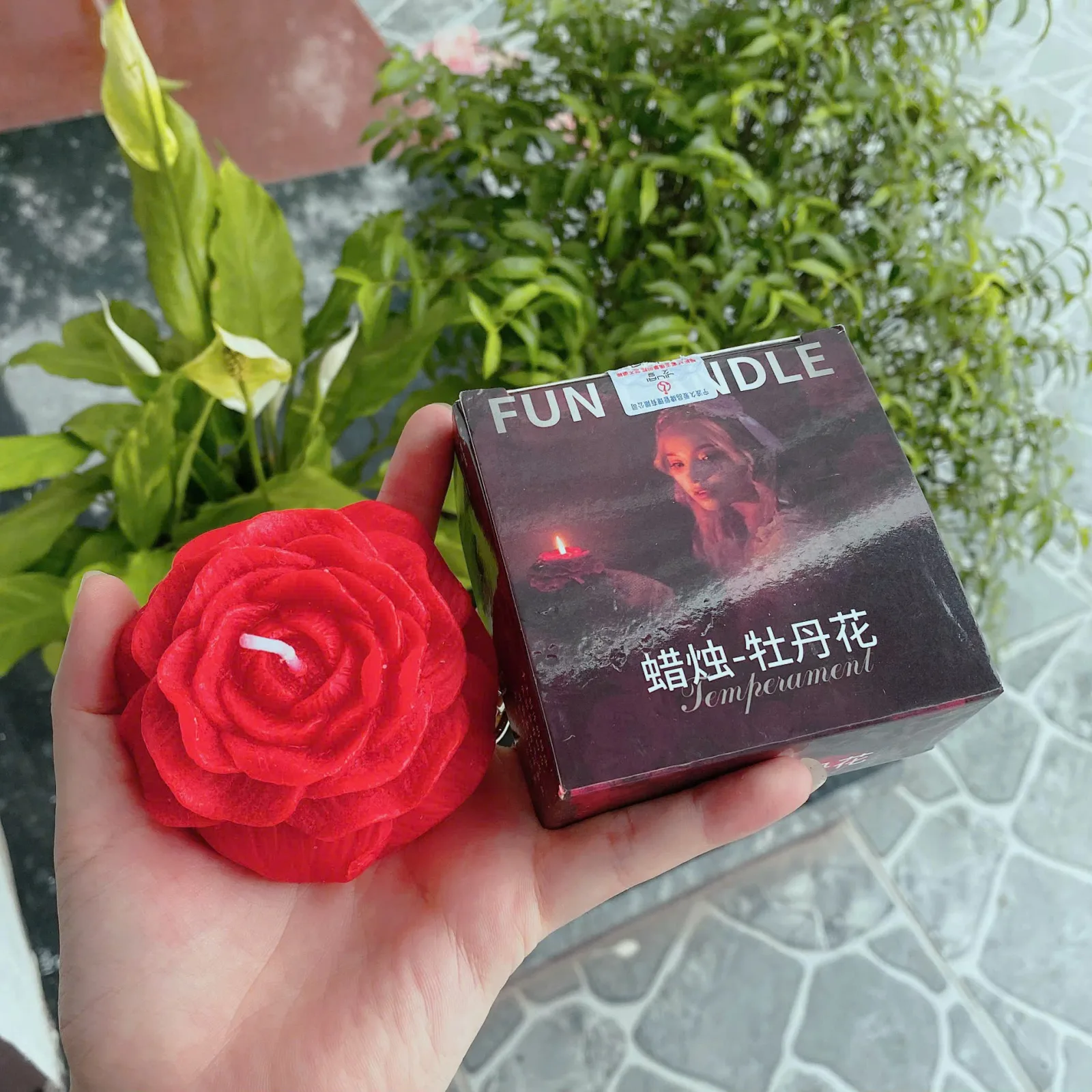 Rose Shaped BDSM Candle Safe Low Heat Arousal Wax — photo 2