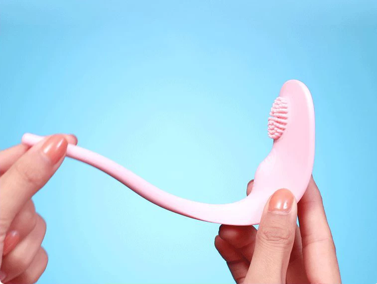 Hgod Butterfly Love C-Shaped Remote Control Vibrator — photo 4