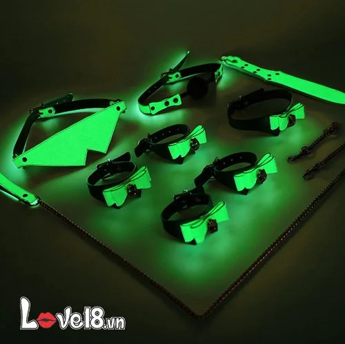 Glow BDSM Toy Set 7 Pieces PU Leather Bright Night Fun — photo 2