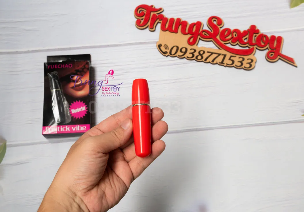 Discreet Lipstick Vibrator Portable Female Toy — photo 7