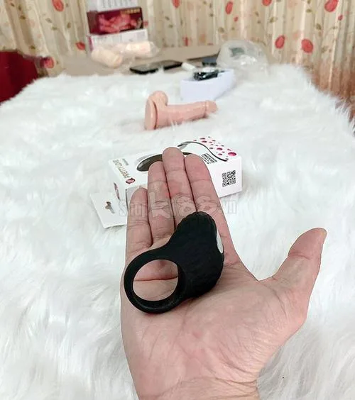 Heloise Super Pleasure Male Penis Ring with Vibrator — photo 4