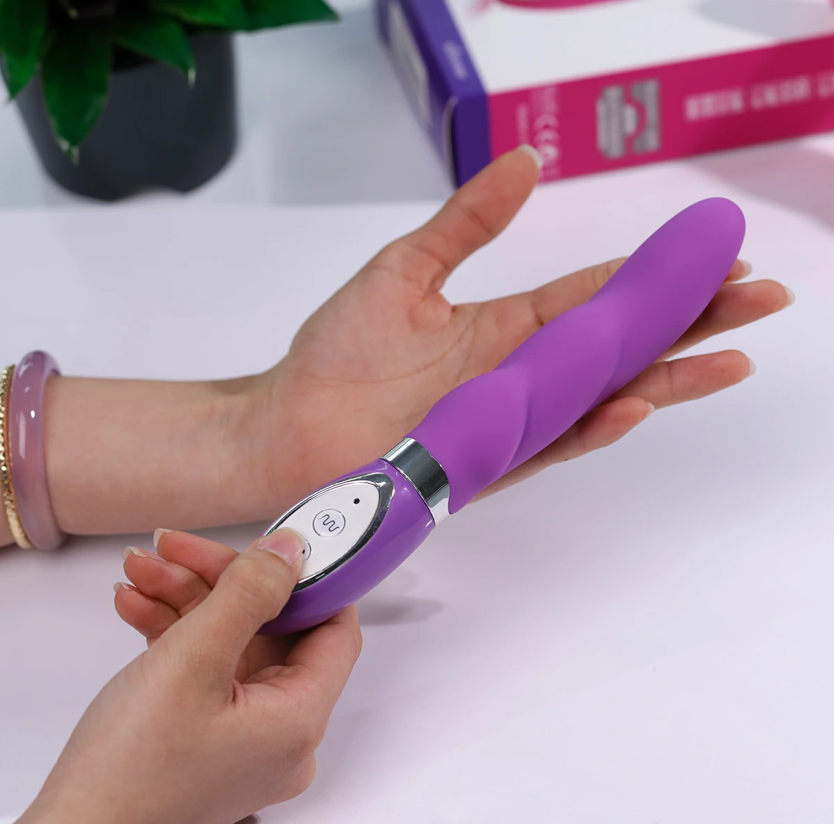 Lovey Dovey Wavy Vibe 10-Speed G-Spot Silicone Personal Massager Small — photo 7